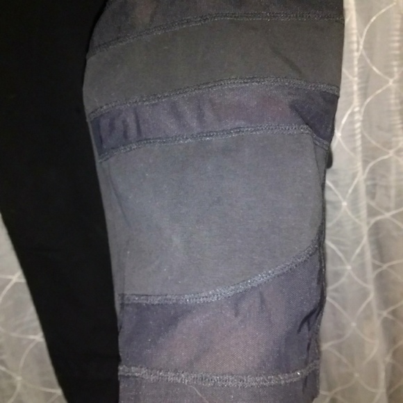 Black leggings with mesh details, wide waistband - Picture 4 of 8